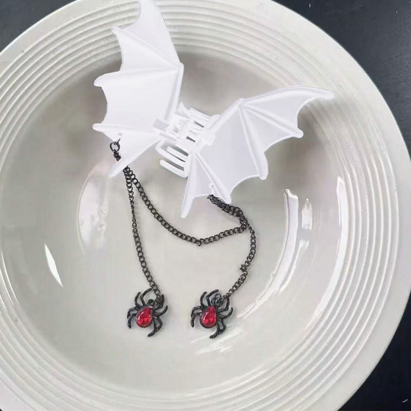 🦇 Pinza per pipistrelli · Un must per uscire