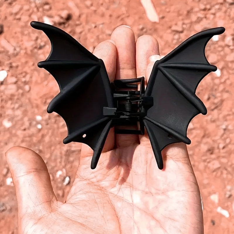 🦇 Pinza per pipistrelli · Un must per uscire