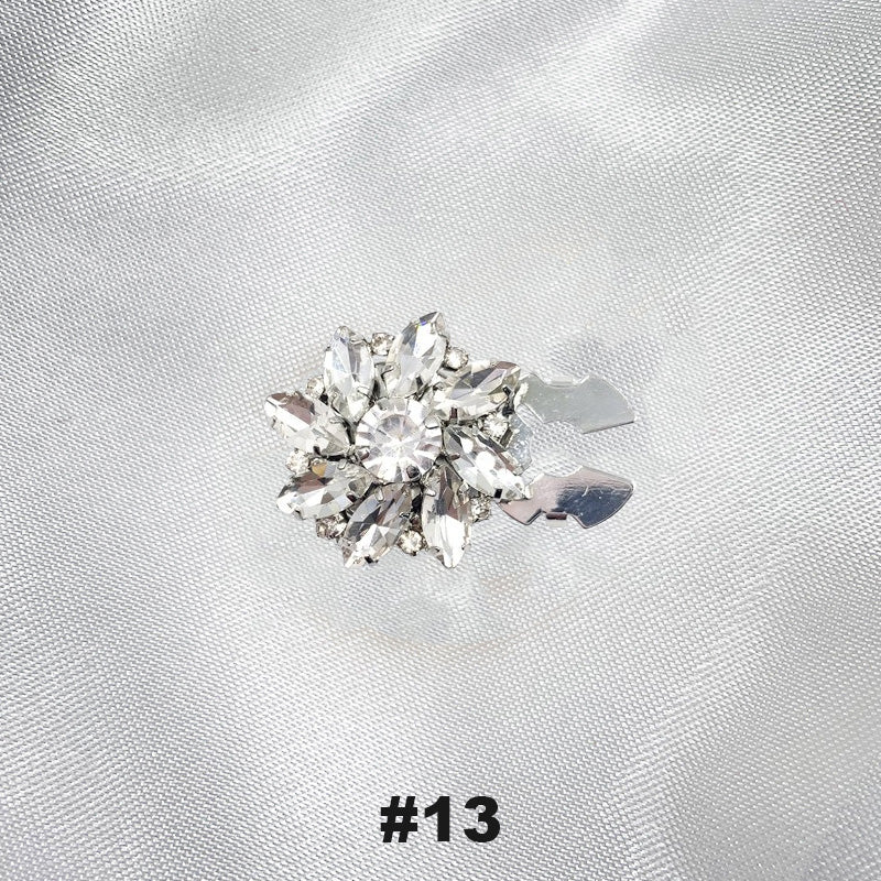 Floral diamond sleeve buttons