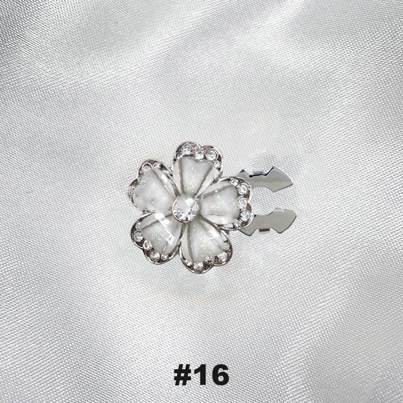Floral diamond sleeve buttons