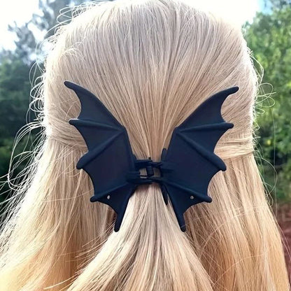 🦇 Pinza per pipistrelli · Un must per uscire