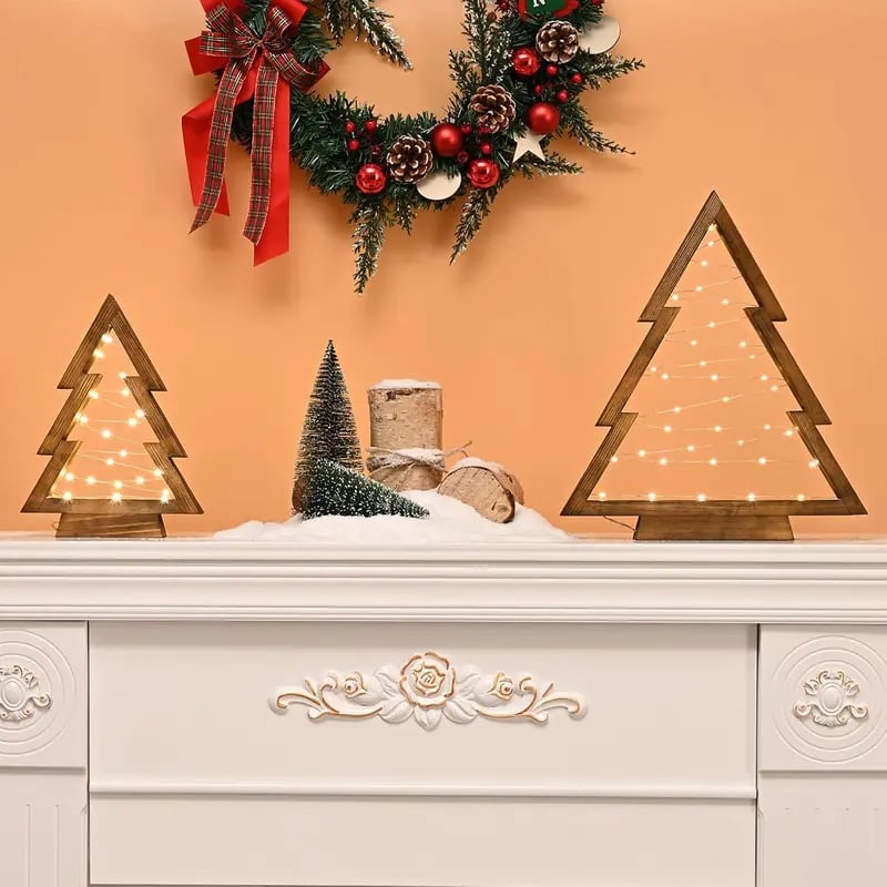 Leuchtender Weihnachtsbaum aus Holz